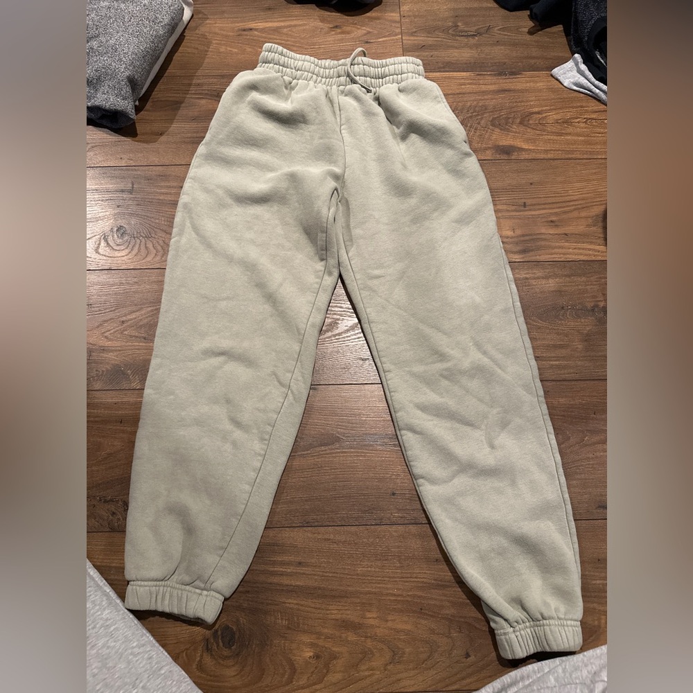 dynamite sweat pants